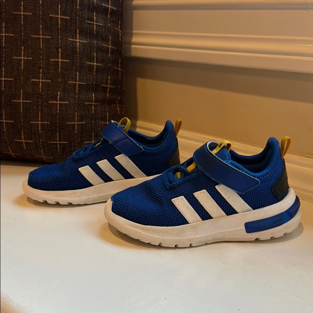 Boys Adidas Sneakers